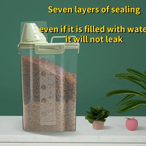 Pet Food Pail with Lid & Measuring Cup