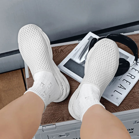 Lightweight Thick Sole Slippers