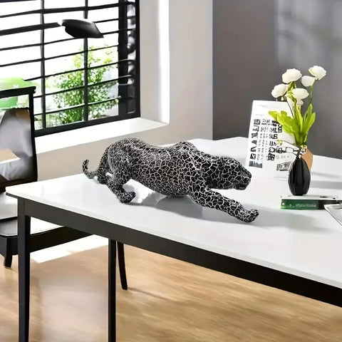 Creative Panther Sculpture Home Decoration